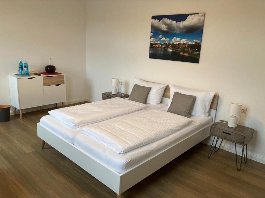 Das Bilderbuchcafe - Ferien - Apartment No 3 - Markt 7 Гафельберґ Екстер'єр фото