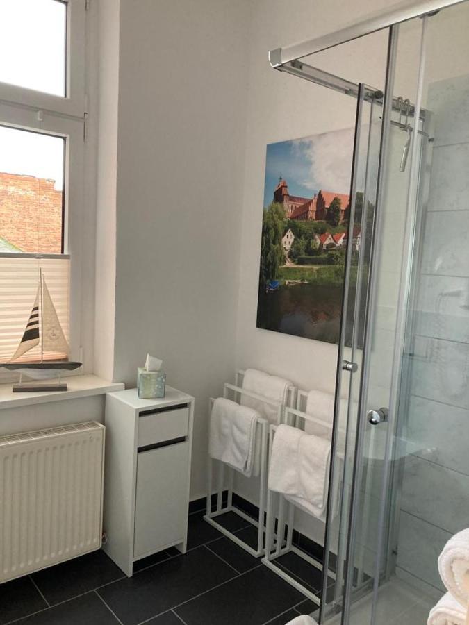 Das Bilderbuchcafe - Ferien - Apartment No 3 - Markt 7 Гафельберґ Екстер'єр фото