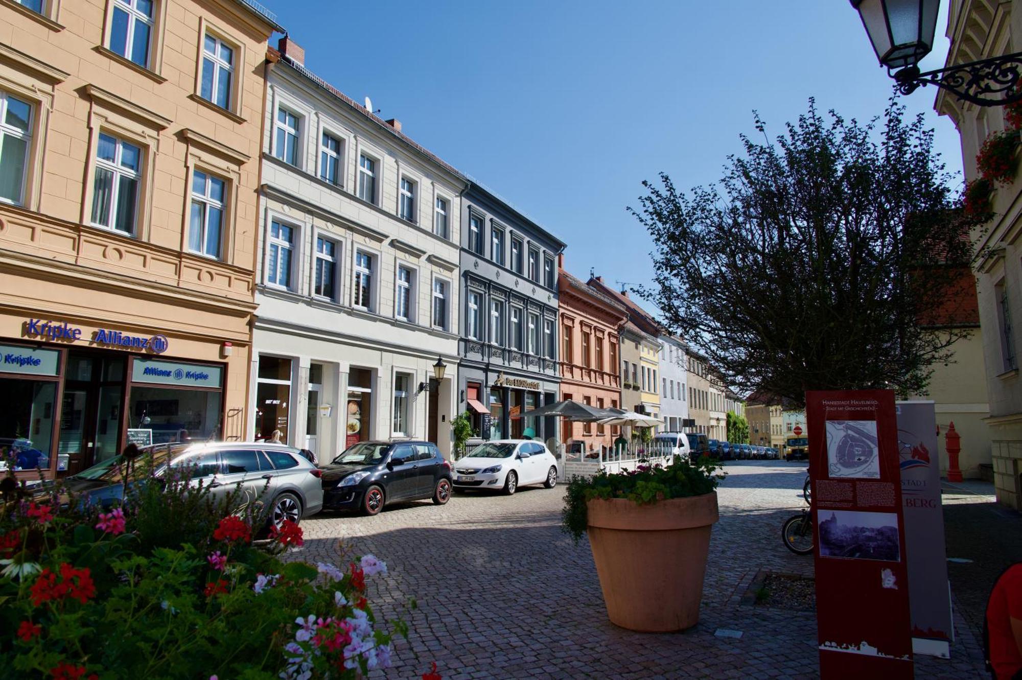 Das Bilderbuchcafe - Ferien - Apartment No 3 - Markt 7 Гафельберґ Екстер'єр фото