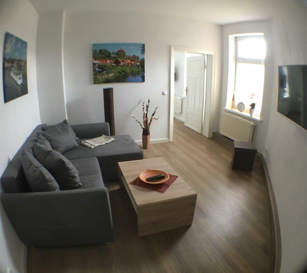 Das Bilderbuchcafe - Ferien - Apartment No 3 - Markt 7 Гафельберґ Екстер'єр фото